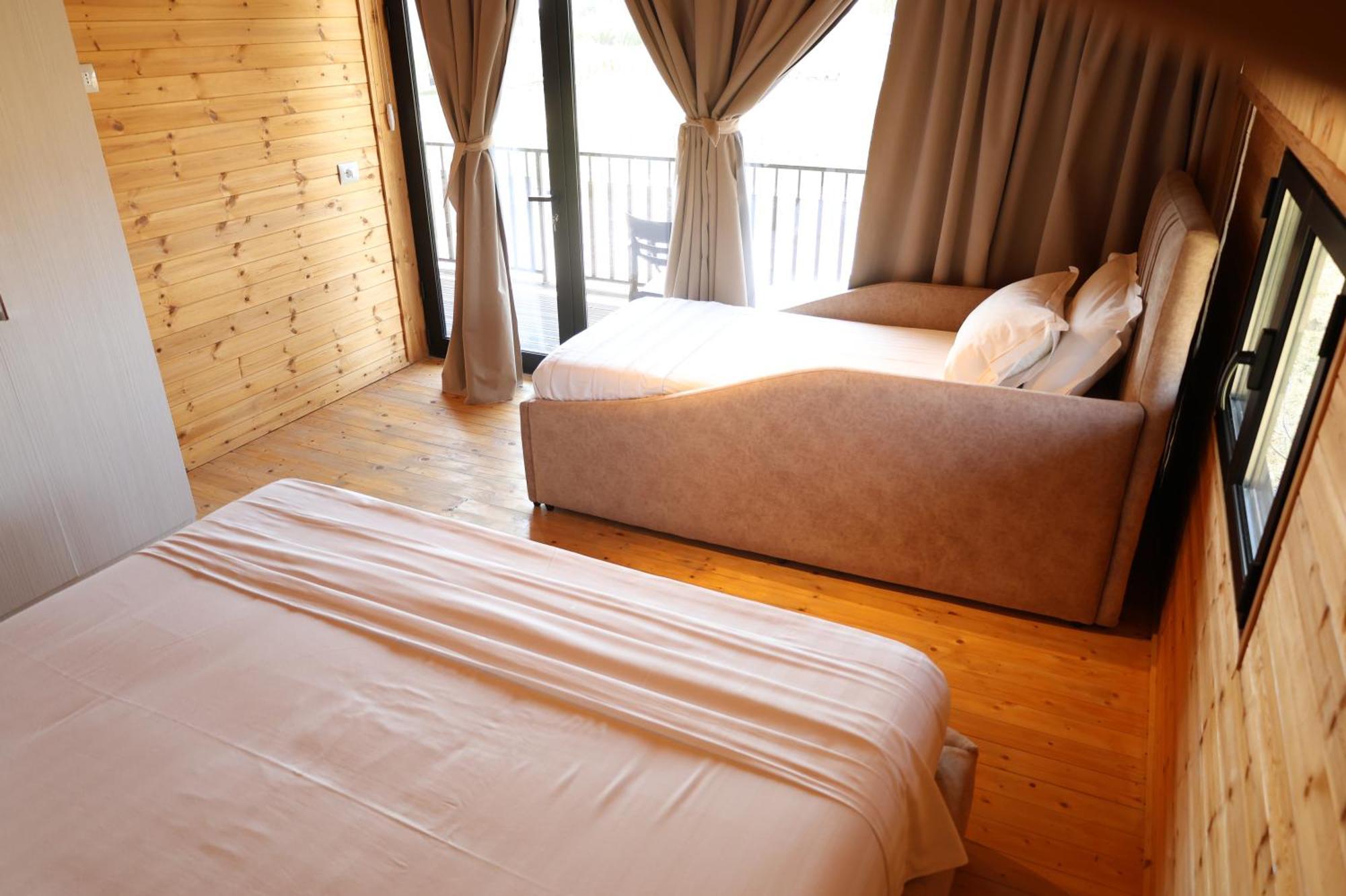 Posh Villa 1 Kavaje Ngoại thất bức ảnh
