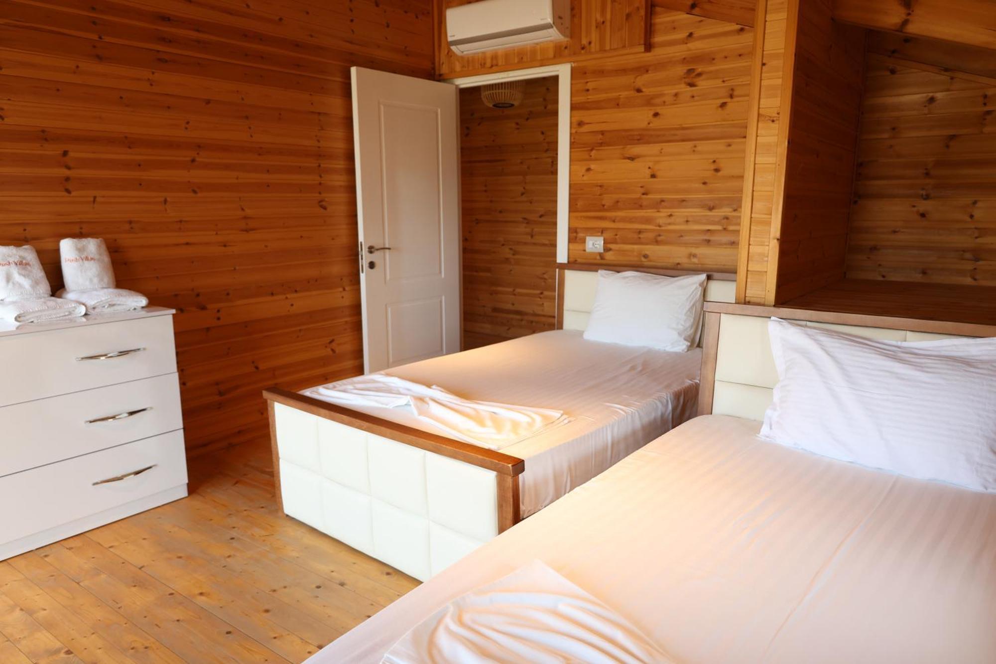 Posh Villa 1 Kavaje Ngoại thất bức ảnh